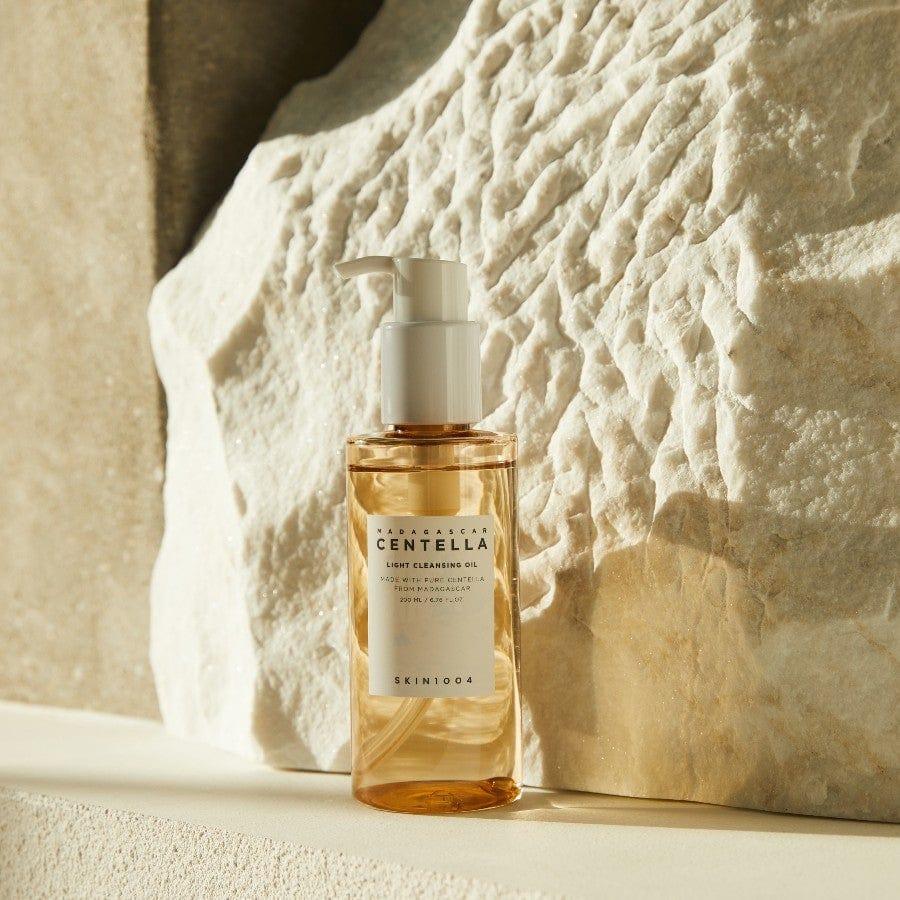 skin1004 MADAGASCAR CENTELLA LIGHT CLEANSING OIL